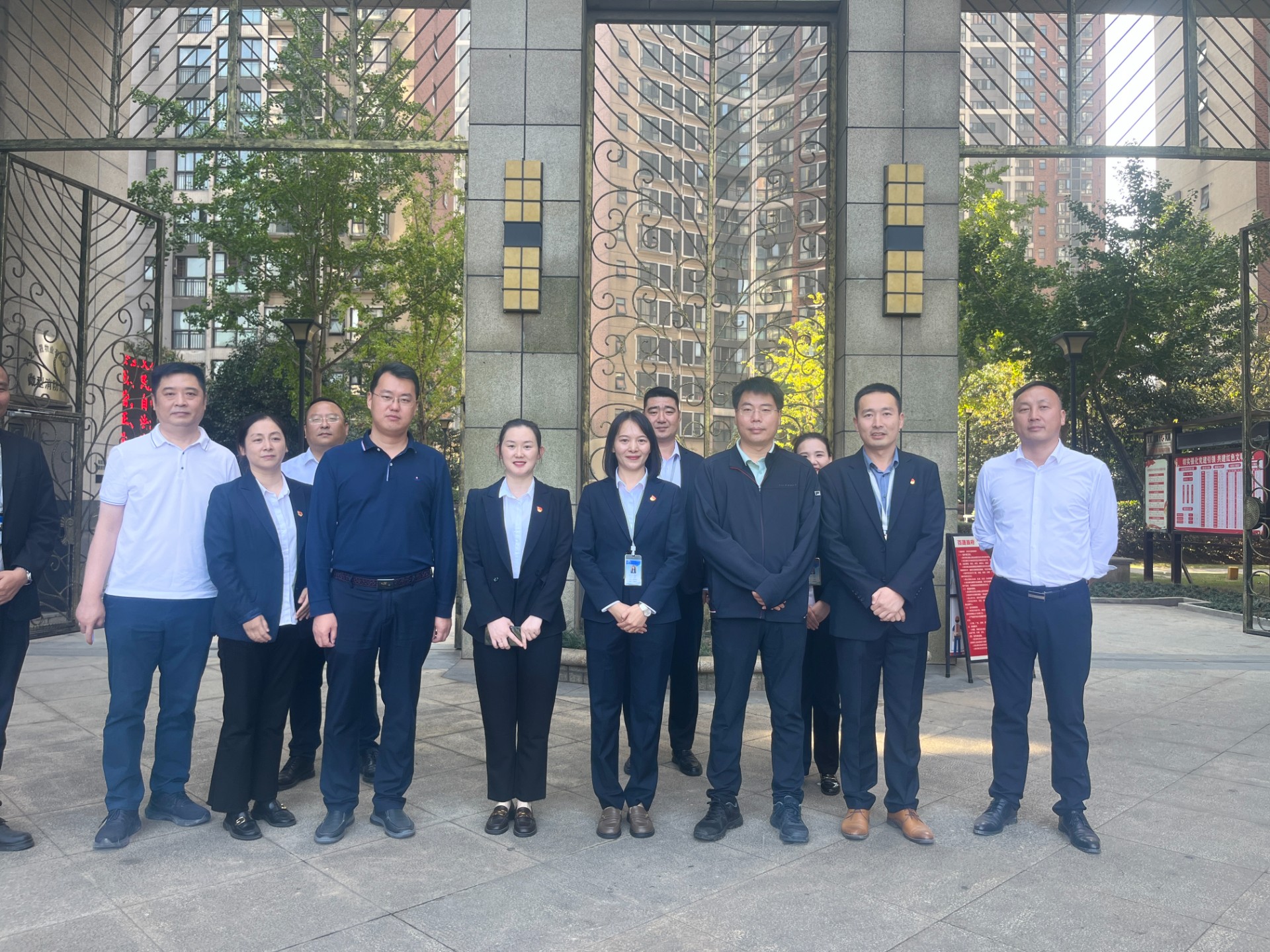 監利市領導蒞臨百晟首府調研指導工作